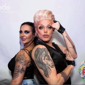 Meet your Posher, Victoria